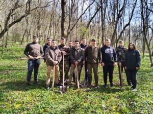 VIDEO: Ziua Internațională a Pădurii, în Parcul Dendrologic Gurghiu