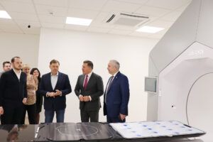 Alexandru Rafila, ministrul Sănătății, în vizită la noul Spital Oncologic Medex, din Sângeorgiu de Mureș