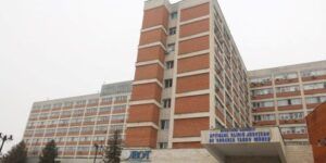 17 posturi disponibile la Spitalul de Urgență Târgu Mureș: infirmieri, îngrijitoare de curățenie și brancardier!
