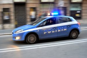 22 de persoane din România, Italia, Austria și Slovacia, arestate într-un dosar de fraudă