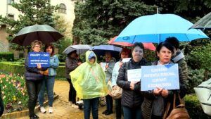 Protestul asistenților personali din Târgu Mureș continuă și în această săptămână