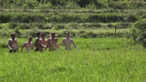 „Pogăniciul”, fugărit de șase tineri din Sânmihaiu de Pădure. „Tradiția e de când mă știu eu”
